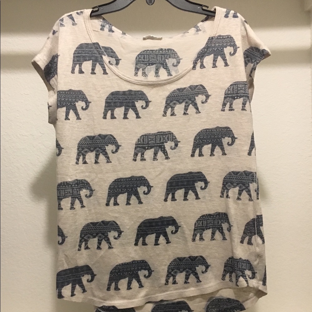 Women’s top with printed elephants